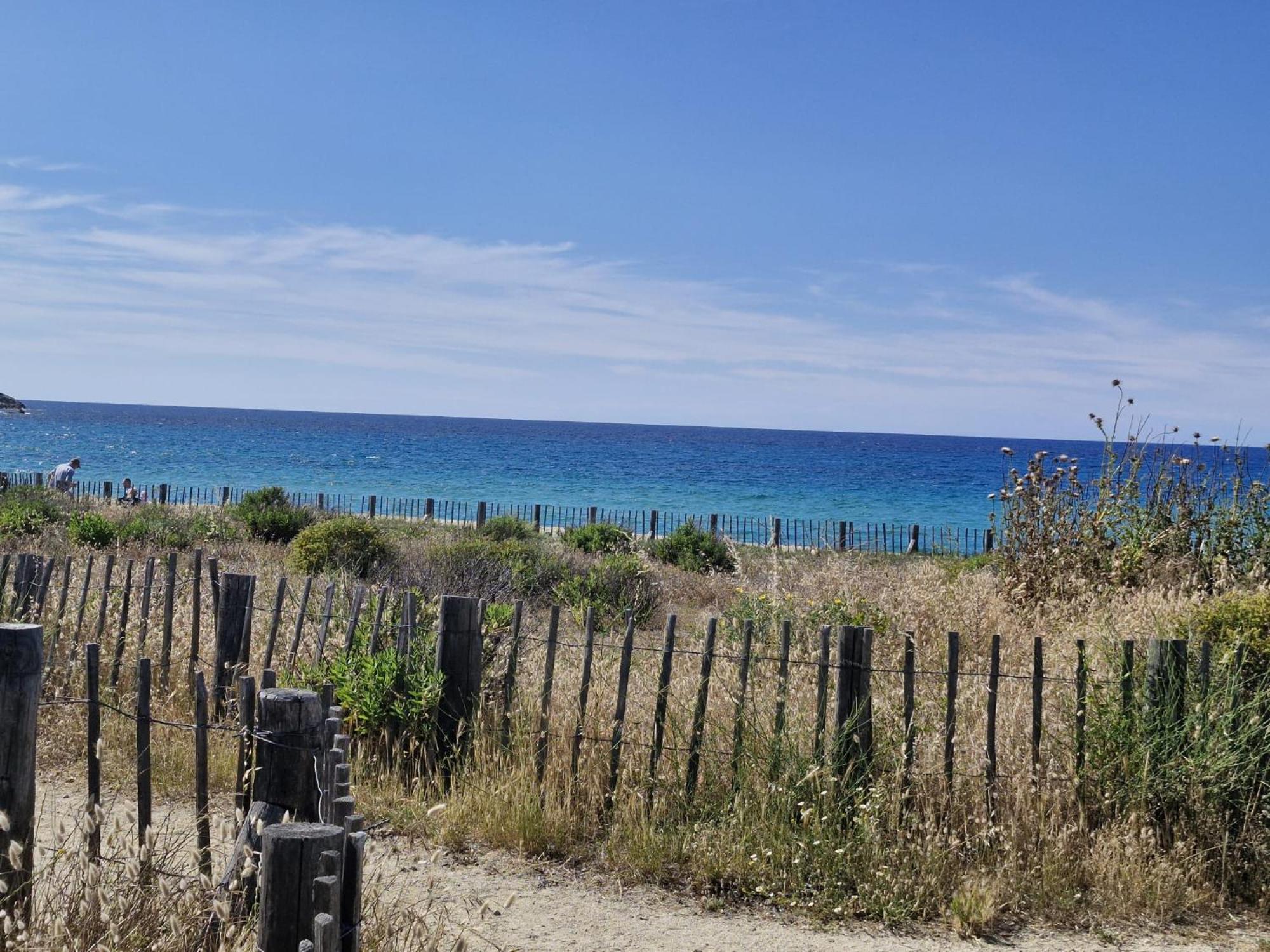 Charmant Petit Logement A 3 Kms De La Plage Belgodere  Luaran gambar